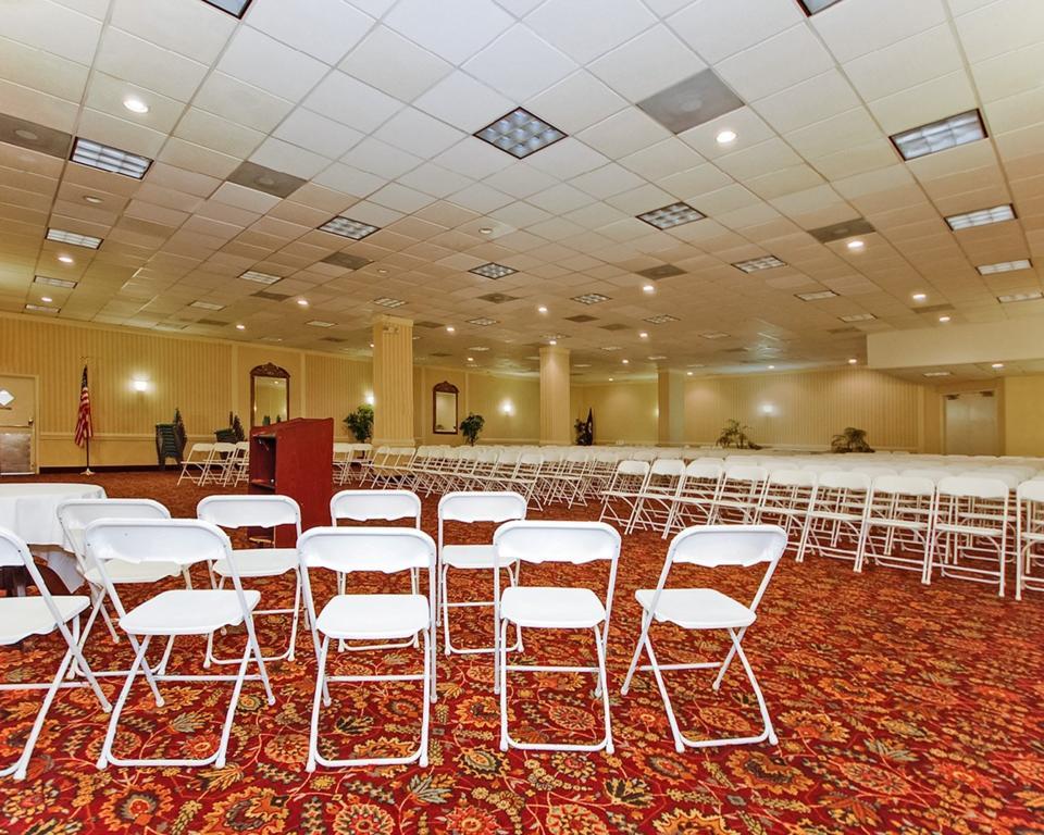 Quality Inn And Suites Conference Center 里士满 外观 照片