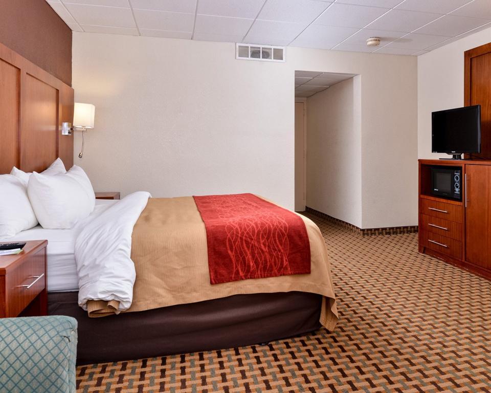 Quality Inn And Suites Conference Center 里士满 外观 照片