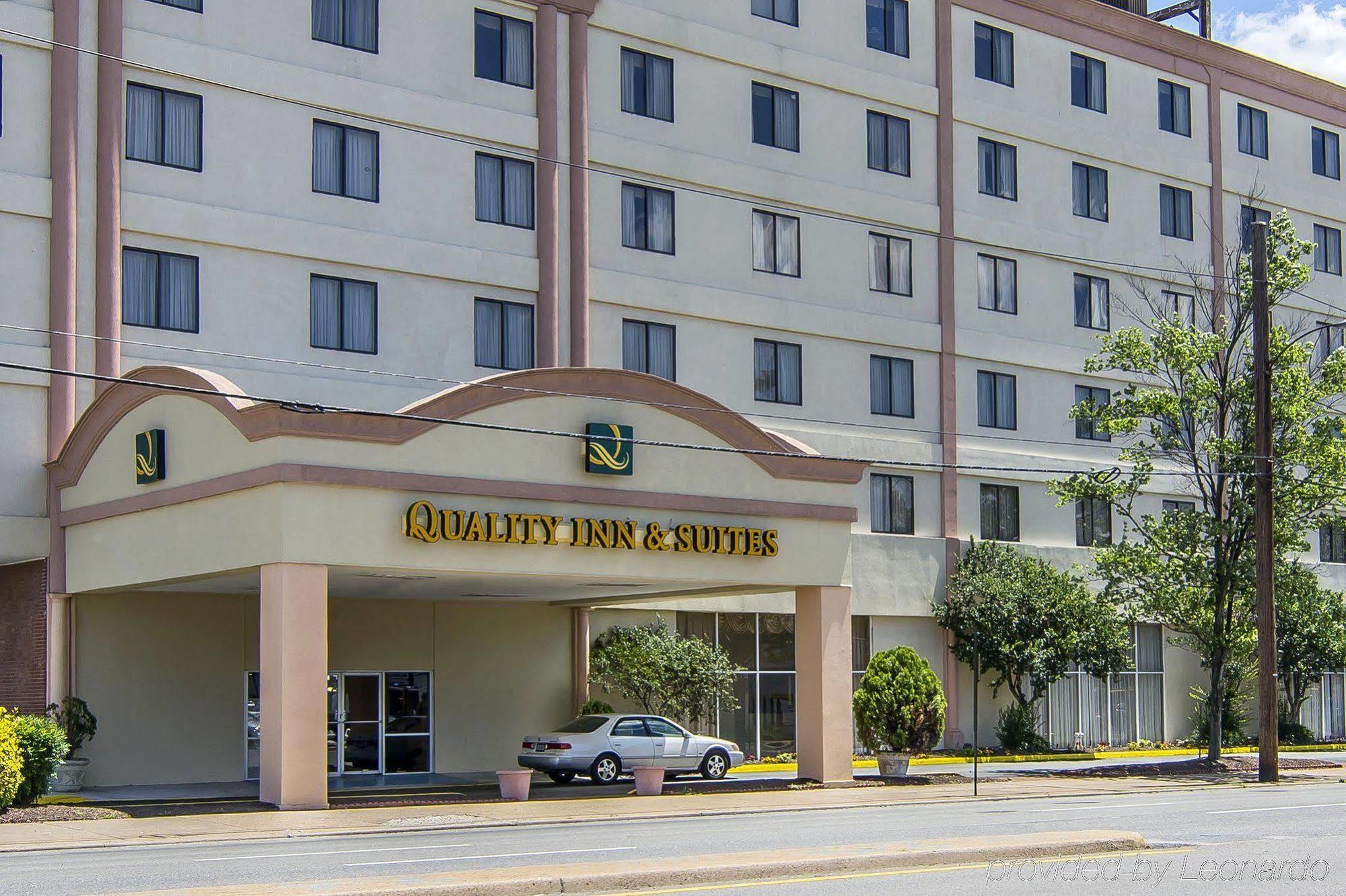 Quality Inn And Suites Conference Center 里士满 外观 照片