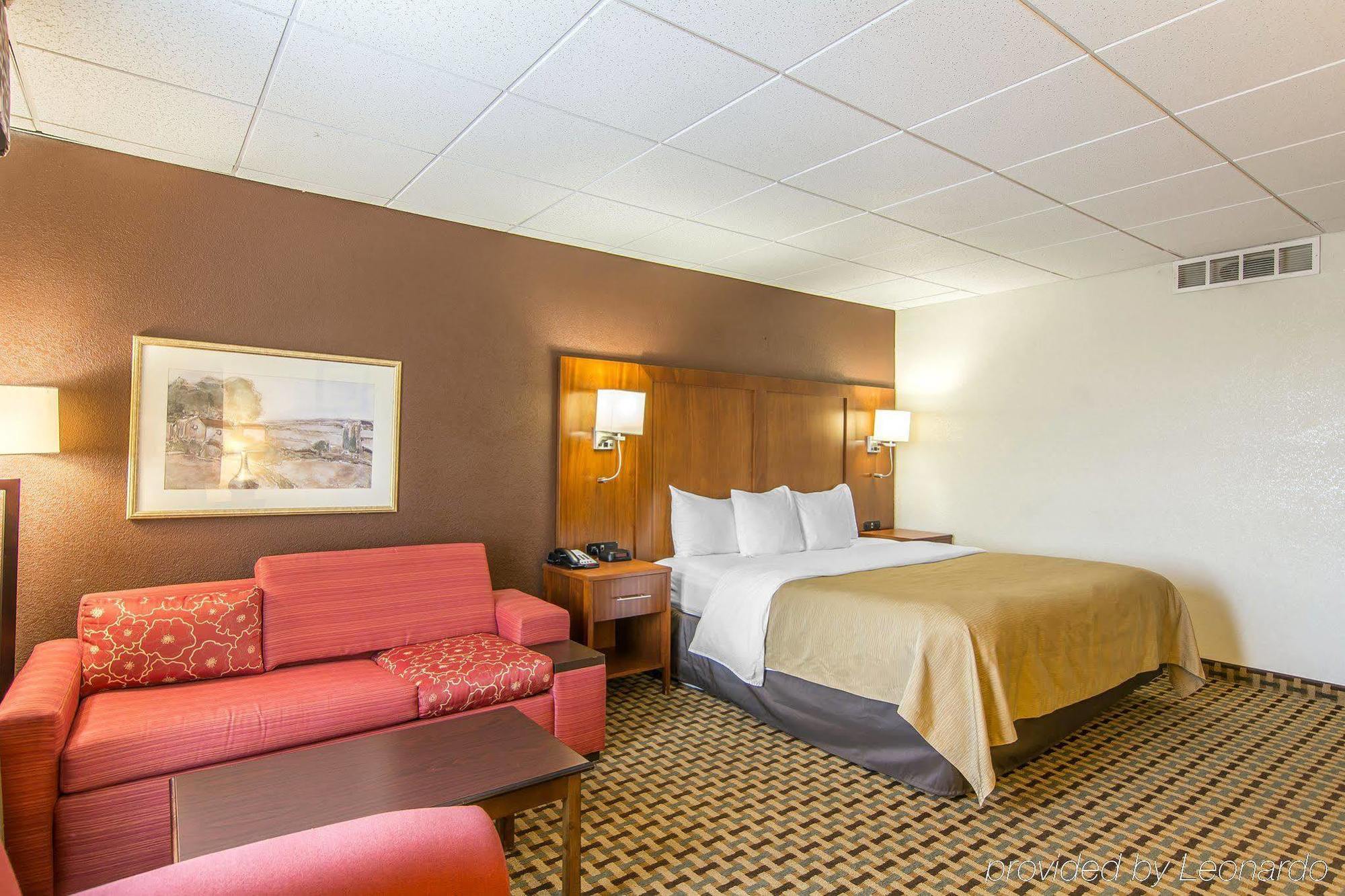 Quality Inn And Suites Conference Center 里士满 外观 照片